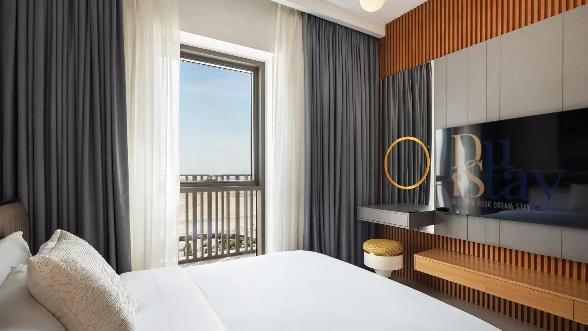 Dubai Creek, Luxury 1 Bedroom! Brand New - Dustay